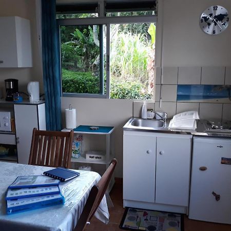 Chez Momo et Dany Apartman Deshaies Kültér fotó